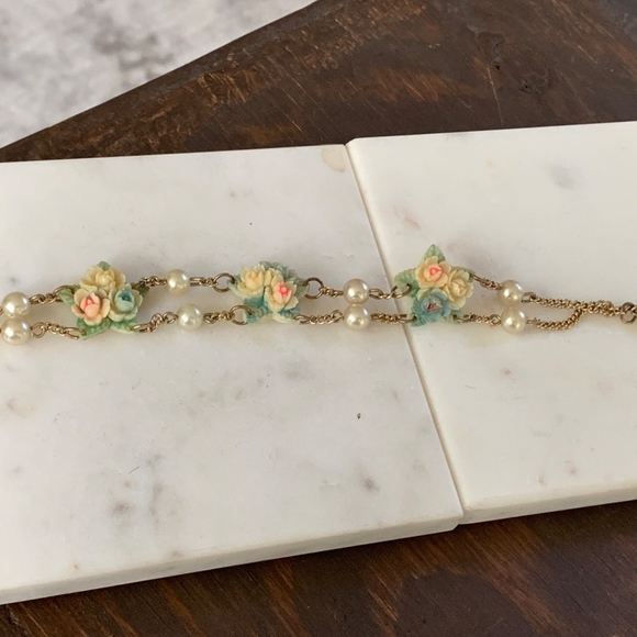 Lucite and Faux-pearl Bracelet - Picture 2 of 2